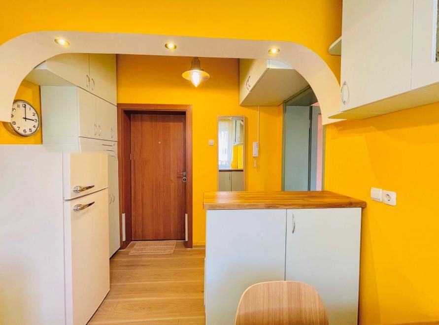 Дава се под наем Двустаен апартамент в София, Център - 60 кв.м за 650 € - Снимка #5