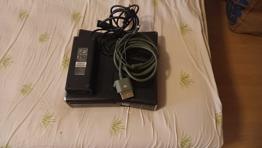 consola xbox 360 model 1439