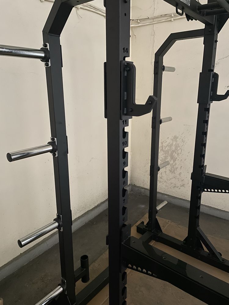 Professional Half Rack.