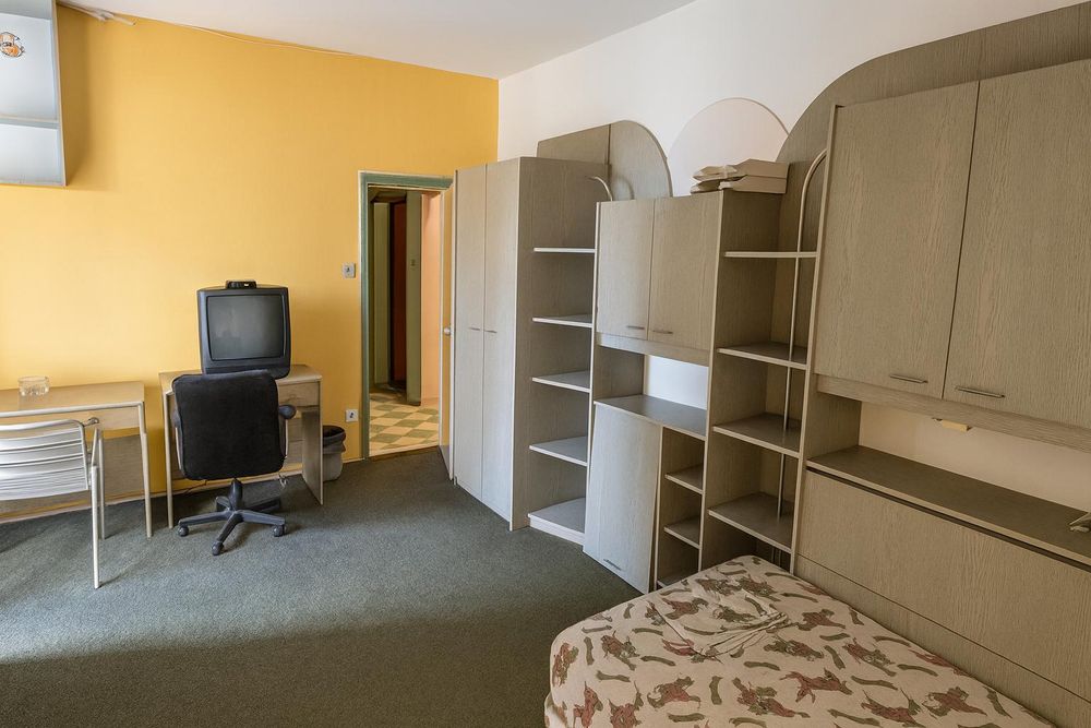 Дава се под наем Многостаен апартамент в Пловдив, Изгрев - 120 кв.м за 510 € - Снимка #4