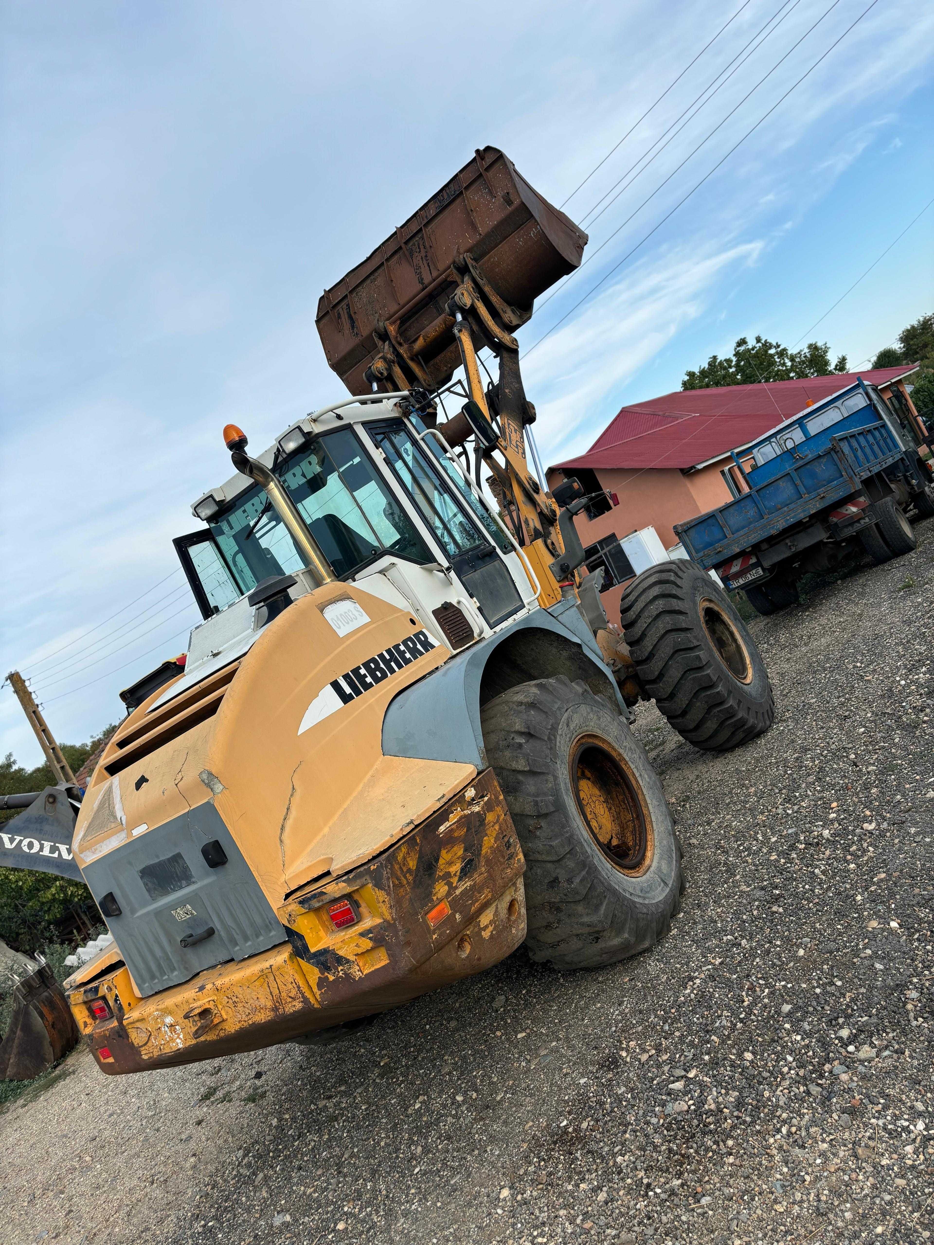 Incarcator vola Liebherr 538 an 2004