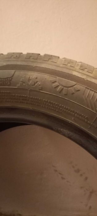 Всесезонни гуми 205/60 R16 2 бр.