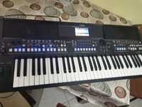 Yamaha psr sx 600