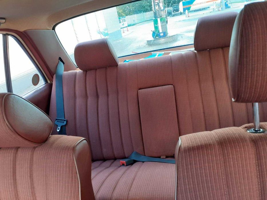 Mercedes Benz E230 1985