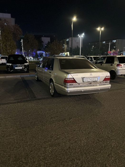 Mercedes-Benz W140 long