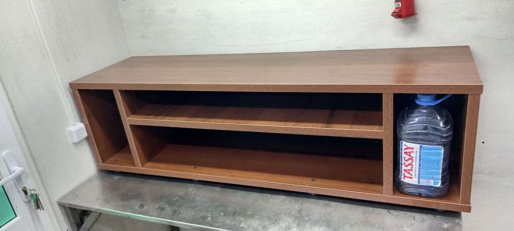 Тумба под телевизор