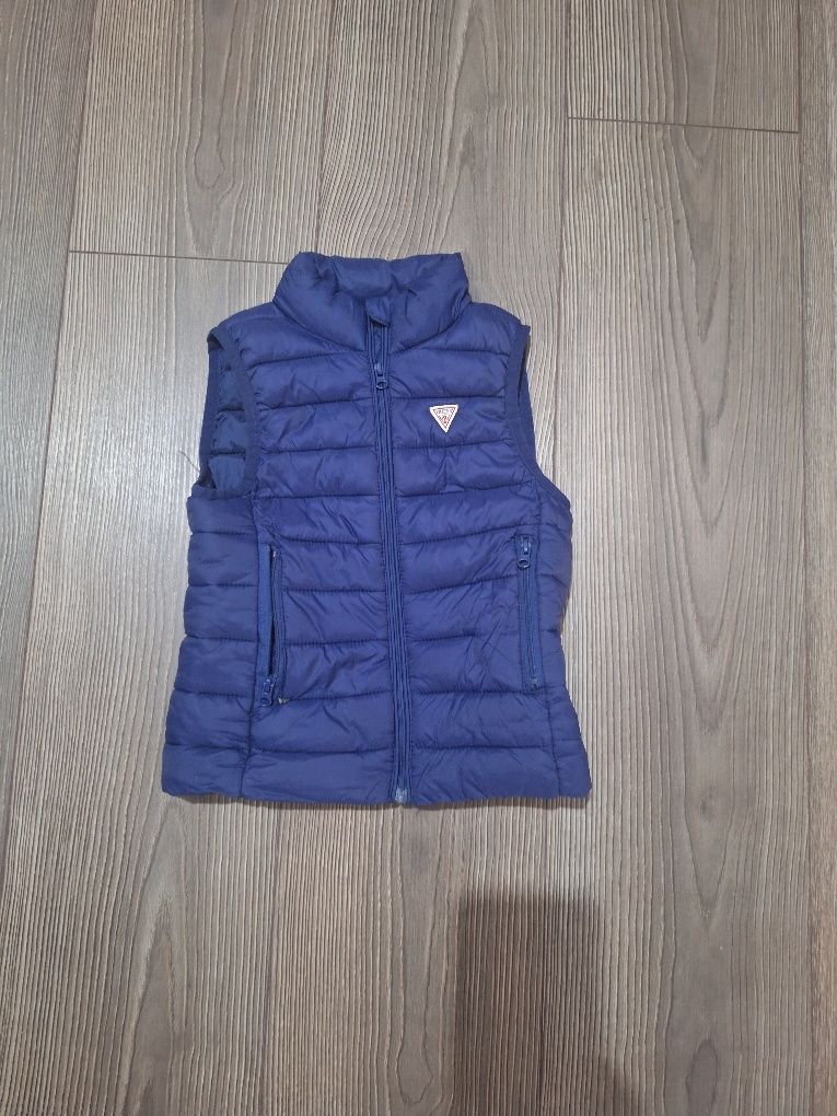 Зимно яке и елек на  Guess 3г