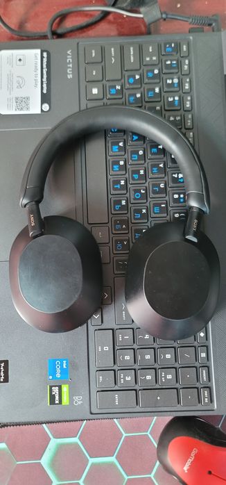 наушники SONY WH-1000XM5