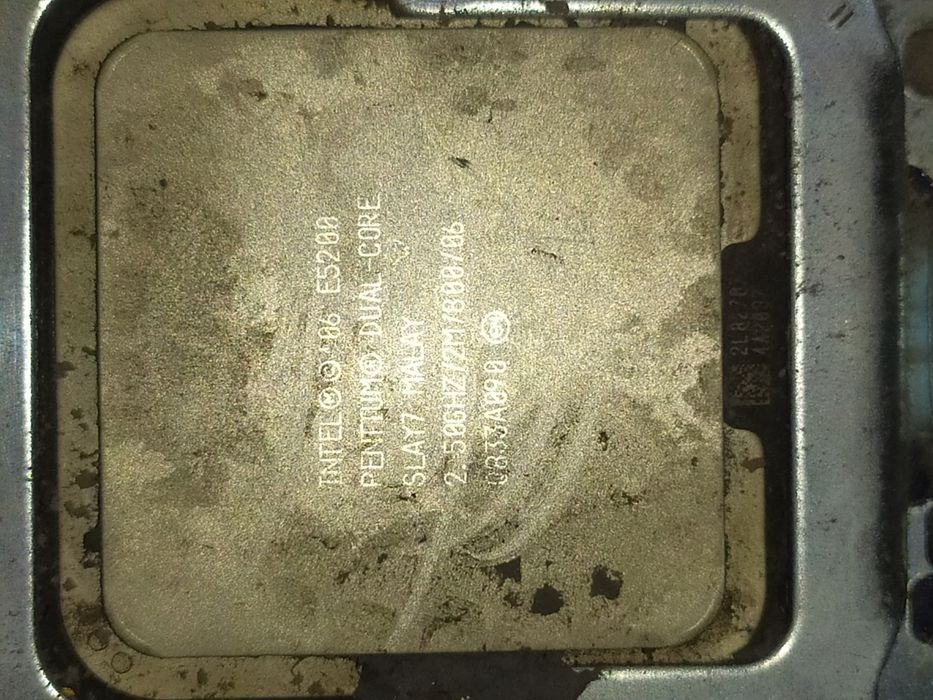 Компьютер в хорошем состоянии комплектующие тоже самое