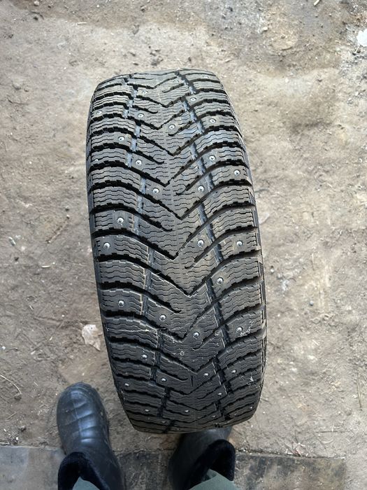 Продам зимние шины