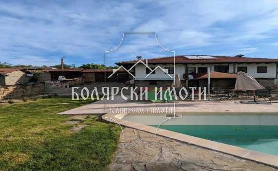 Продава се Къща в с. Буковец, Област Велико Търново - 180 кв.м за 1261 €/кв.м - Снимка #1