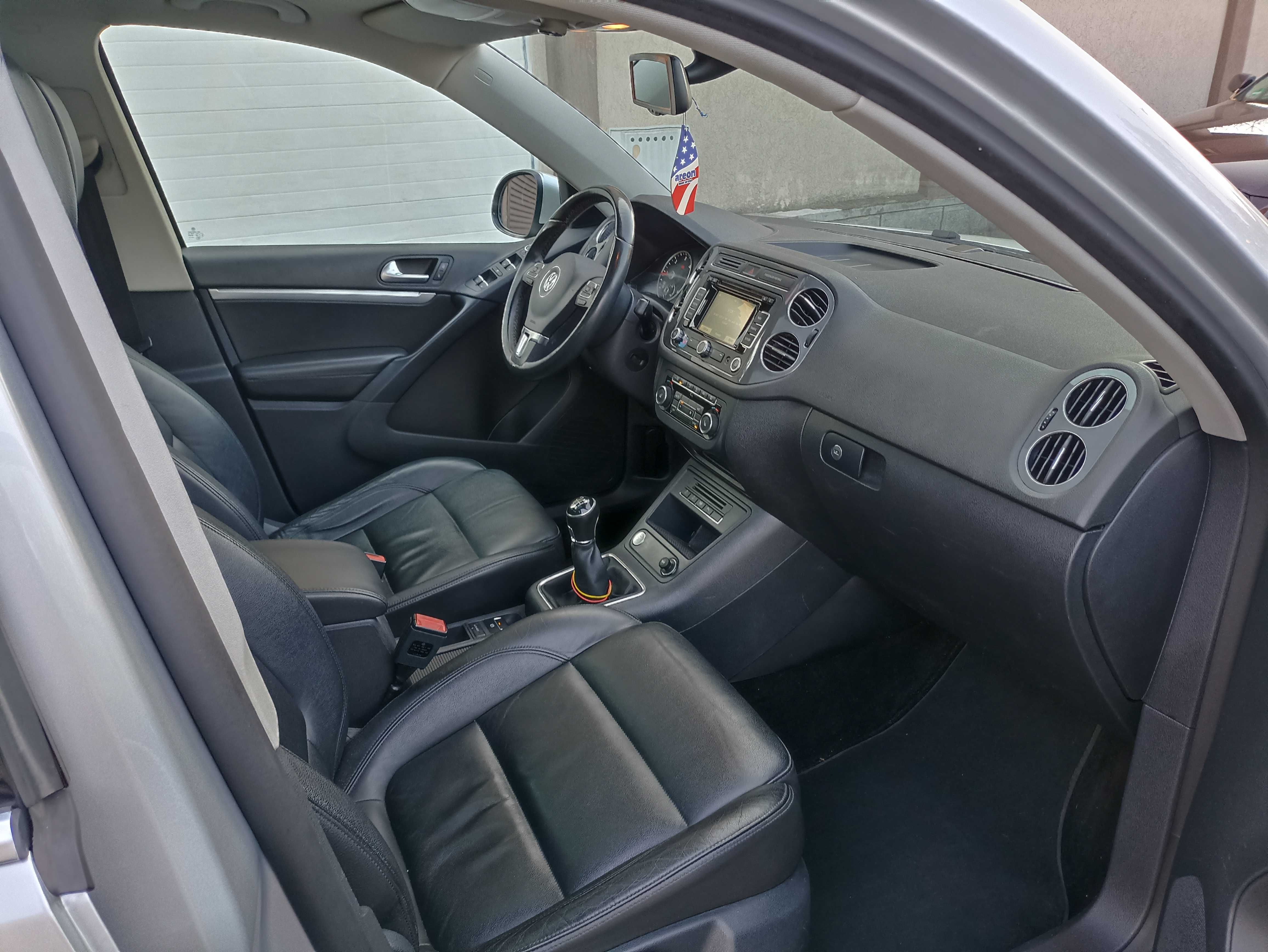 Volkswagen Tiguan / An 2014 / Panoramic / Interior piele