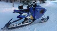 Vand SNOWMOBIL motor de 800 cmc