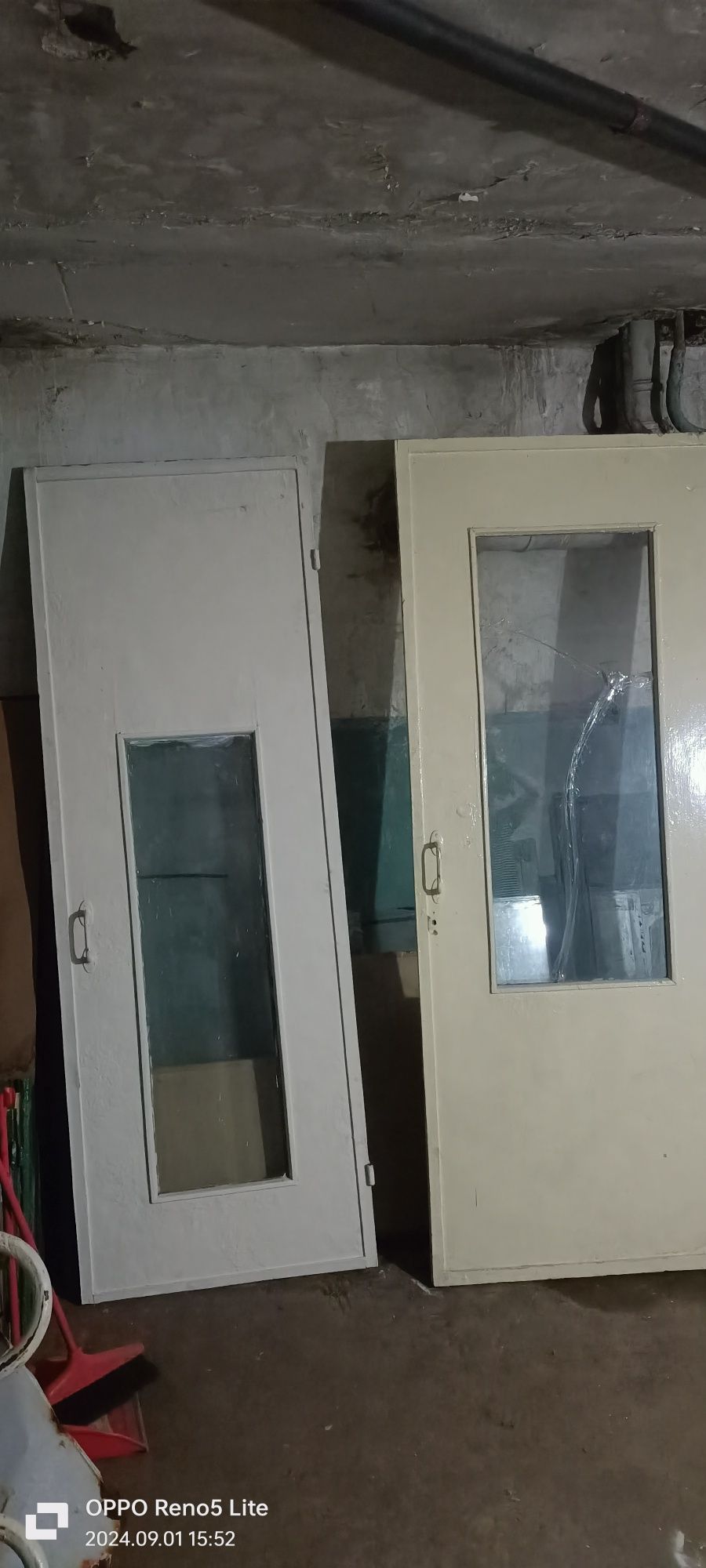 Продам двери окна