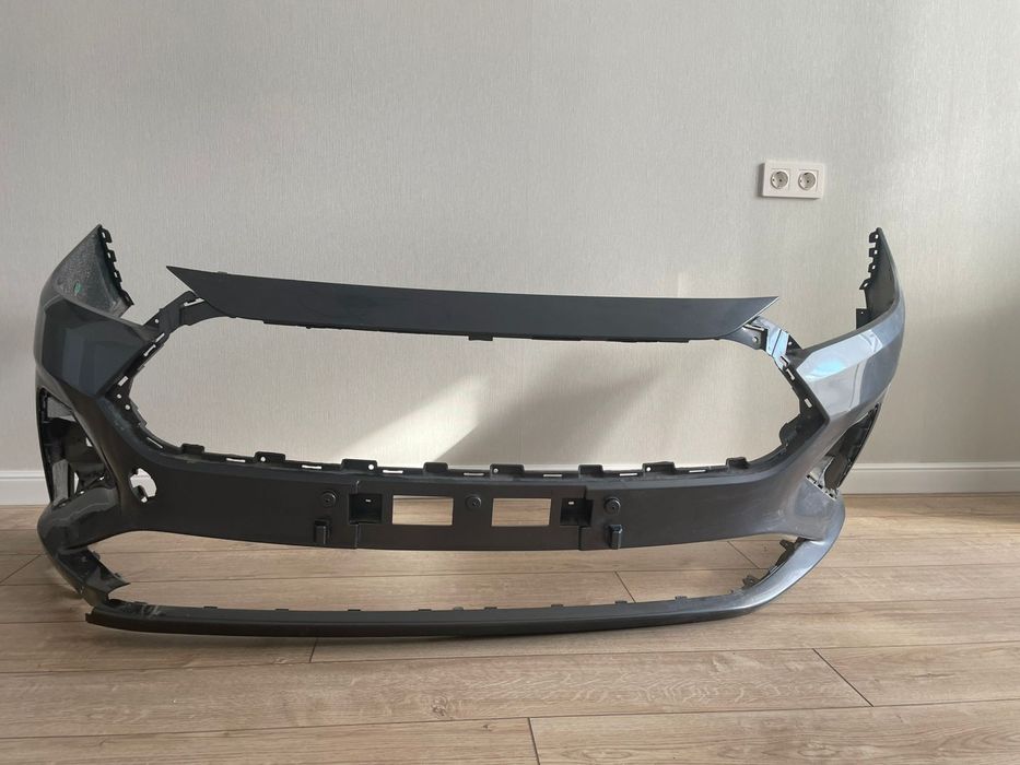 Передний бампер jac JS7 б/у