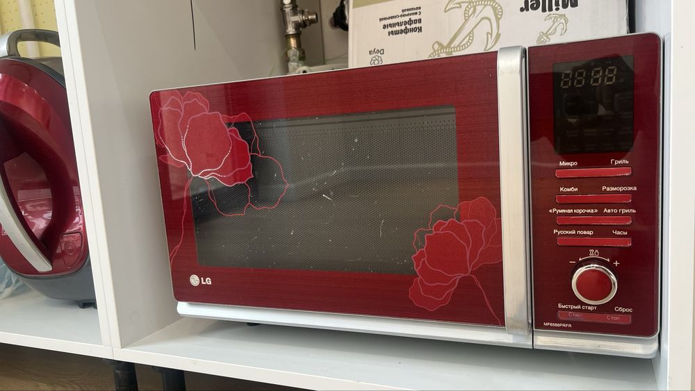 Продам микроволновку LG состояние хорошее