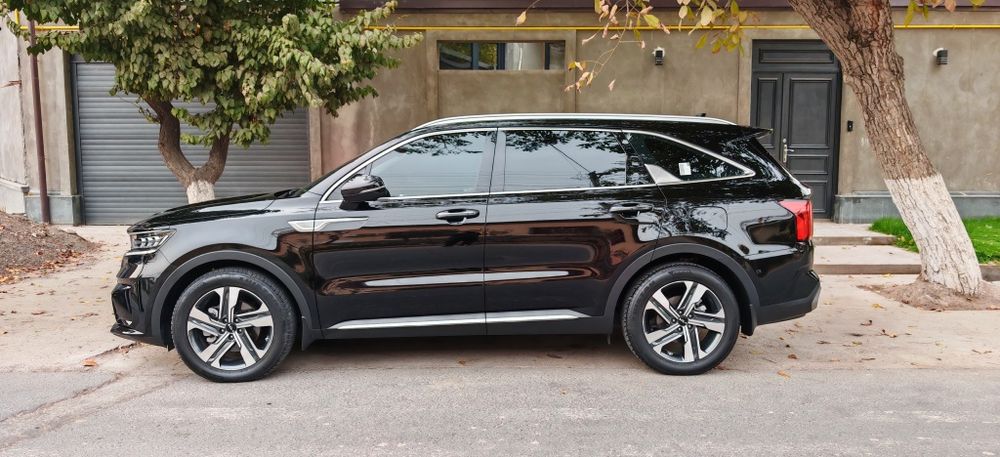 Продаётся KIA SORENTO 3.5