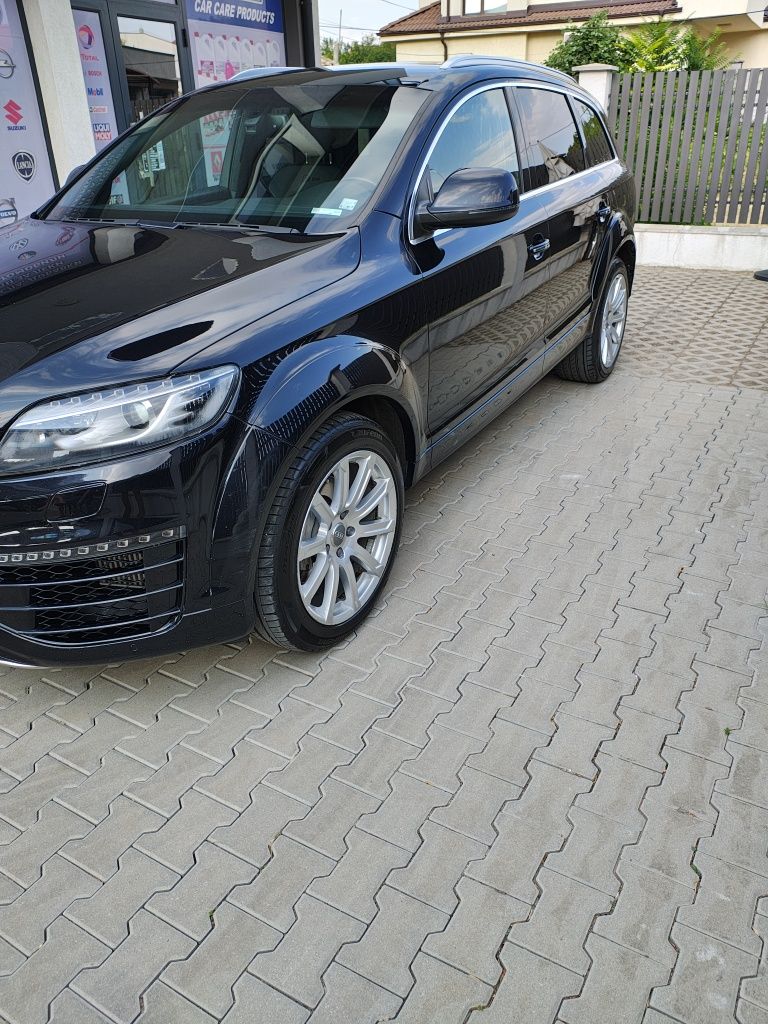 Audi Q7  3.0TDI S-Line