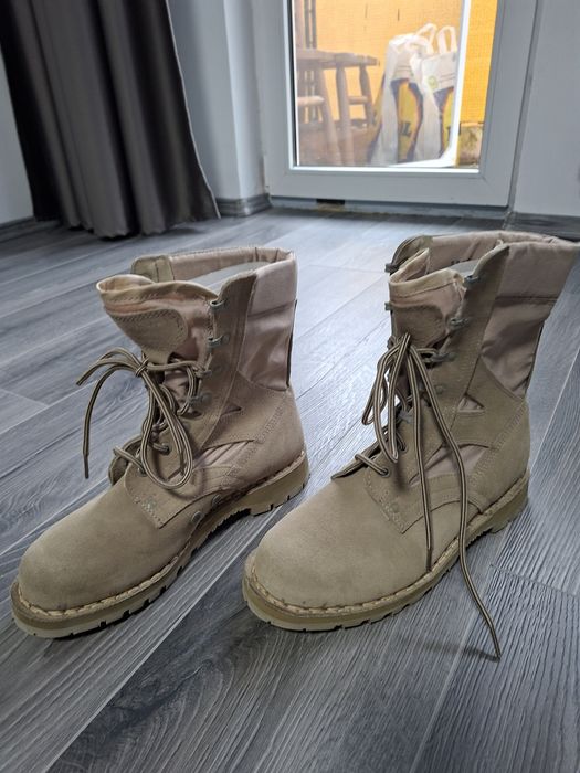 Bocanci armata mărimea 42