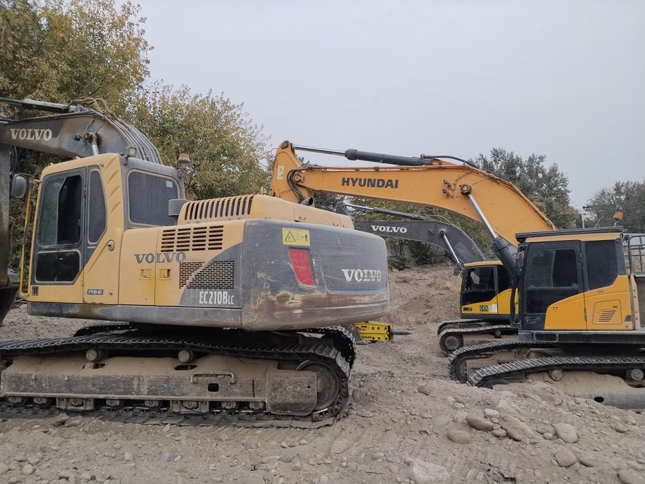 Экскватор 520 талик 3 м3 лик корейский