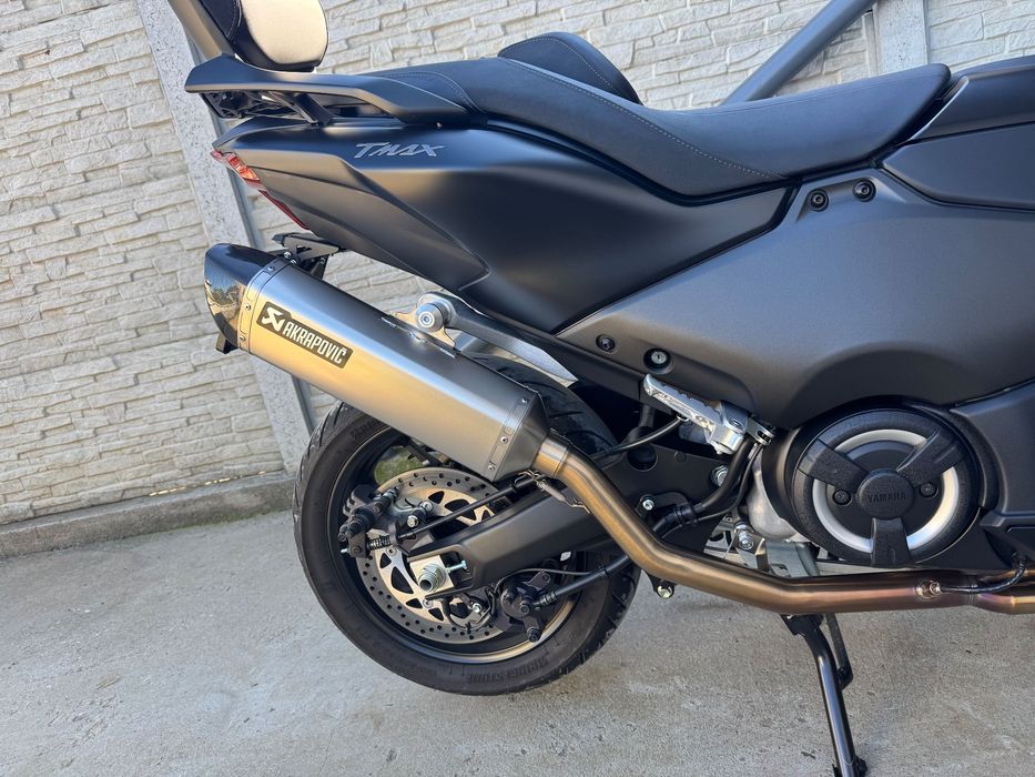 Tmax 560 toba dominator