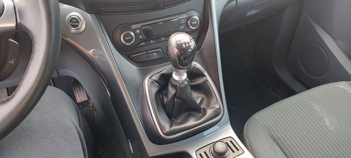 Dezmembrez C-max 2,an 2012