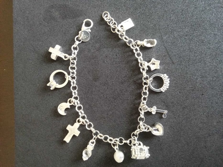 гривни с талисмани