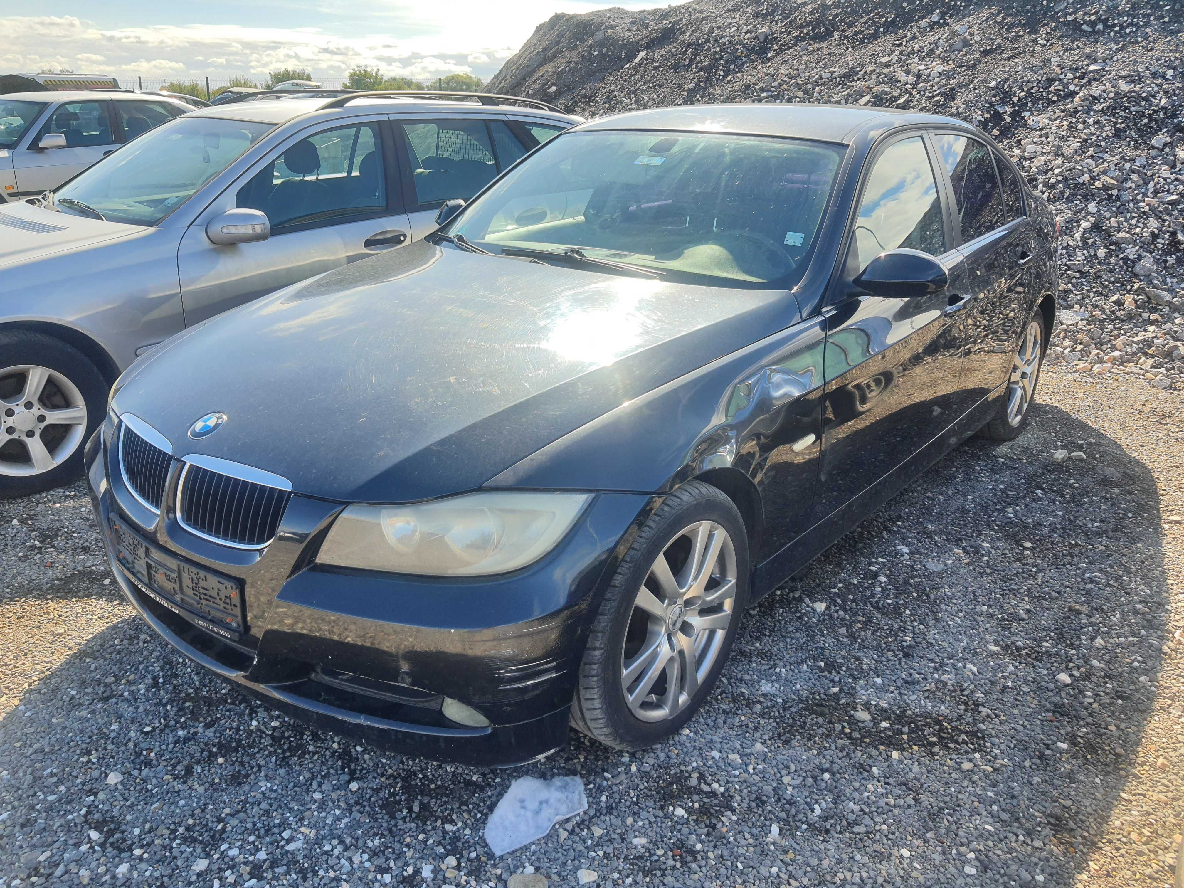 На части! BMW 320 i