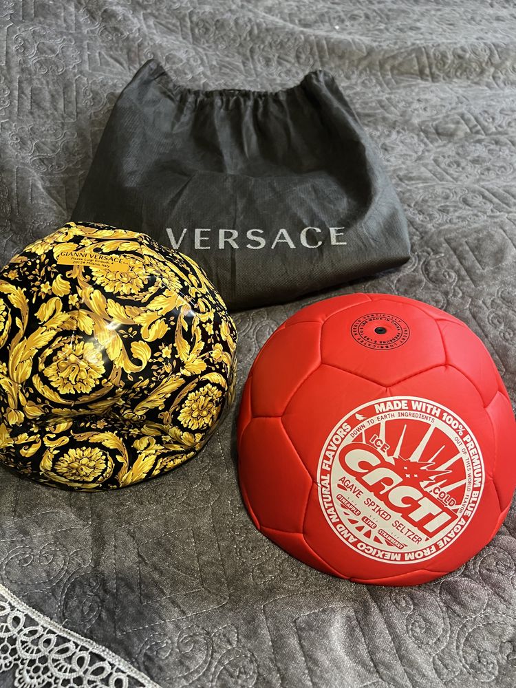 Футбольный мяч Versace оригинал