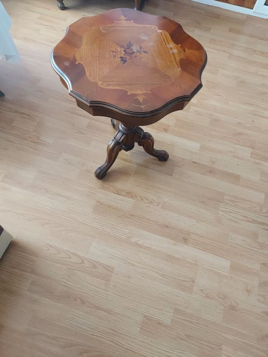 Măsuță lemn masiv