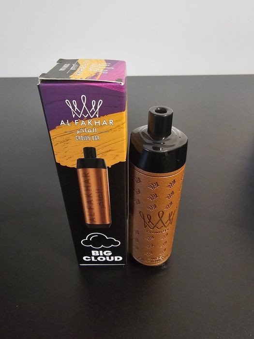 Vand Vape Al-Fakhar si Al-Fakfer 15.000 Puff