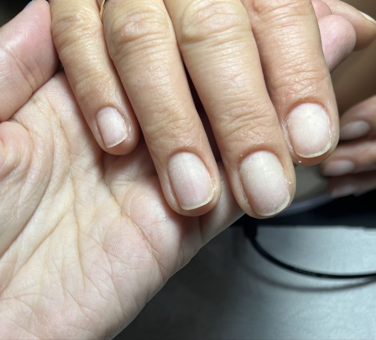 Manichiură & unghii cu gel  – Pitești (Gavana)