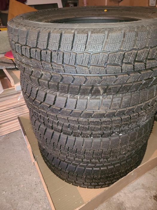 Новые шины липучка Dunlop на автоваз