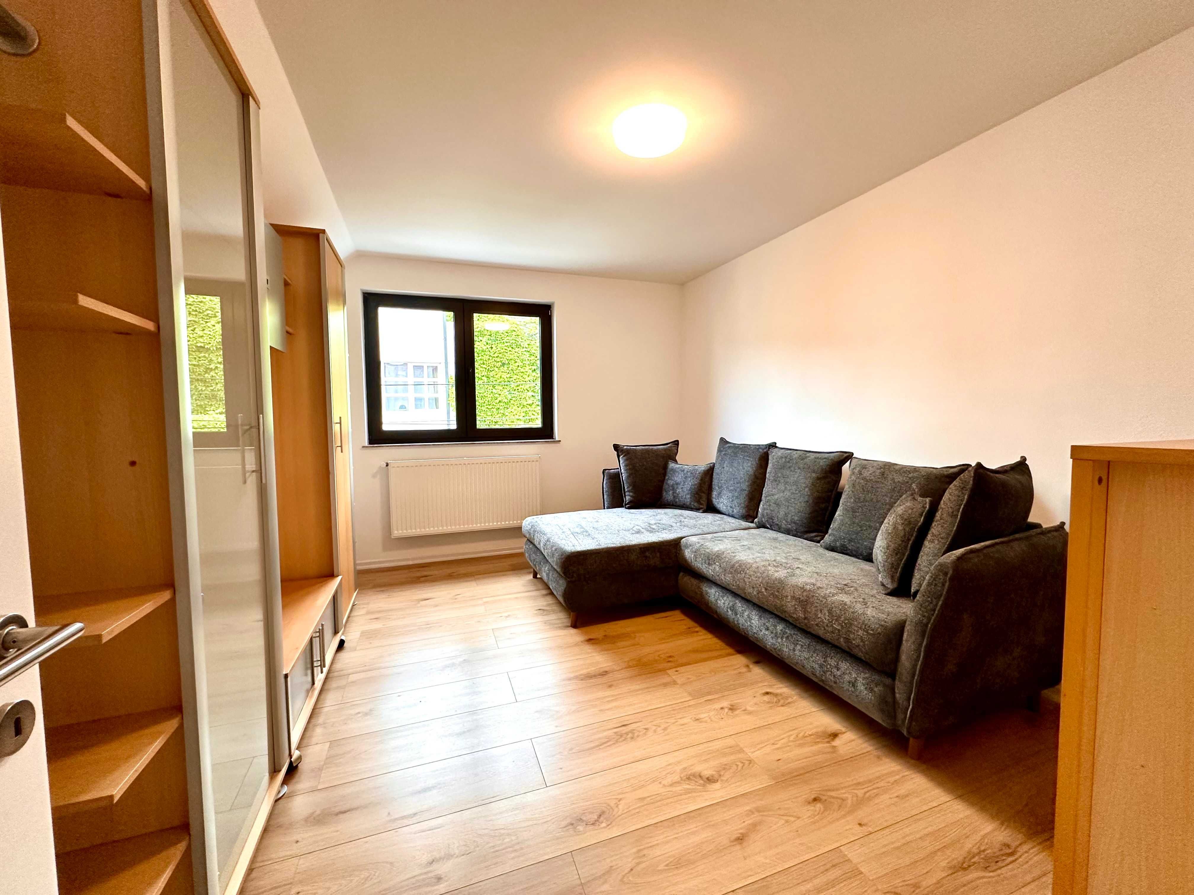 Apartament modern cu 3 camere într-o vilă  | Str. Gazelei