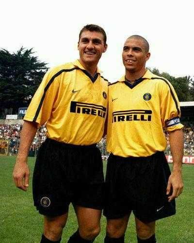 INTER MILANO 1999-00 ВИНТИДЖ рядка колекционерска фланелка на Интер