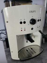 Espresor automat Krups EA8105 alb