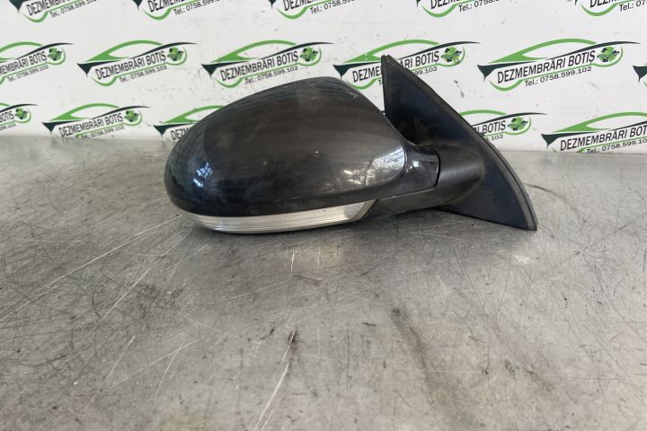 Oglinda dreapta electrica E1010781 / E1 0 10781 Volkswagen VW Passat