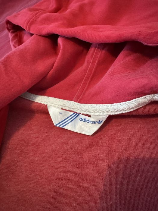 Суитчър Adidas S и Reserved L размер