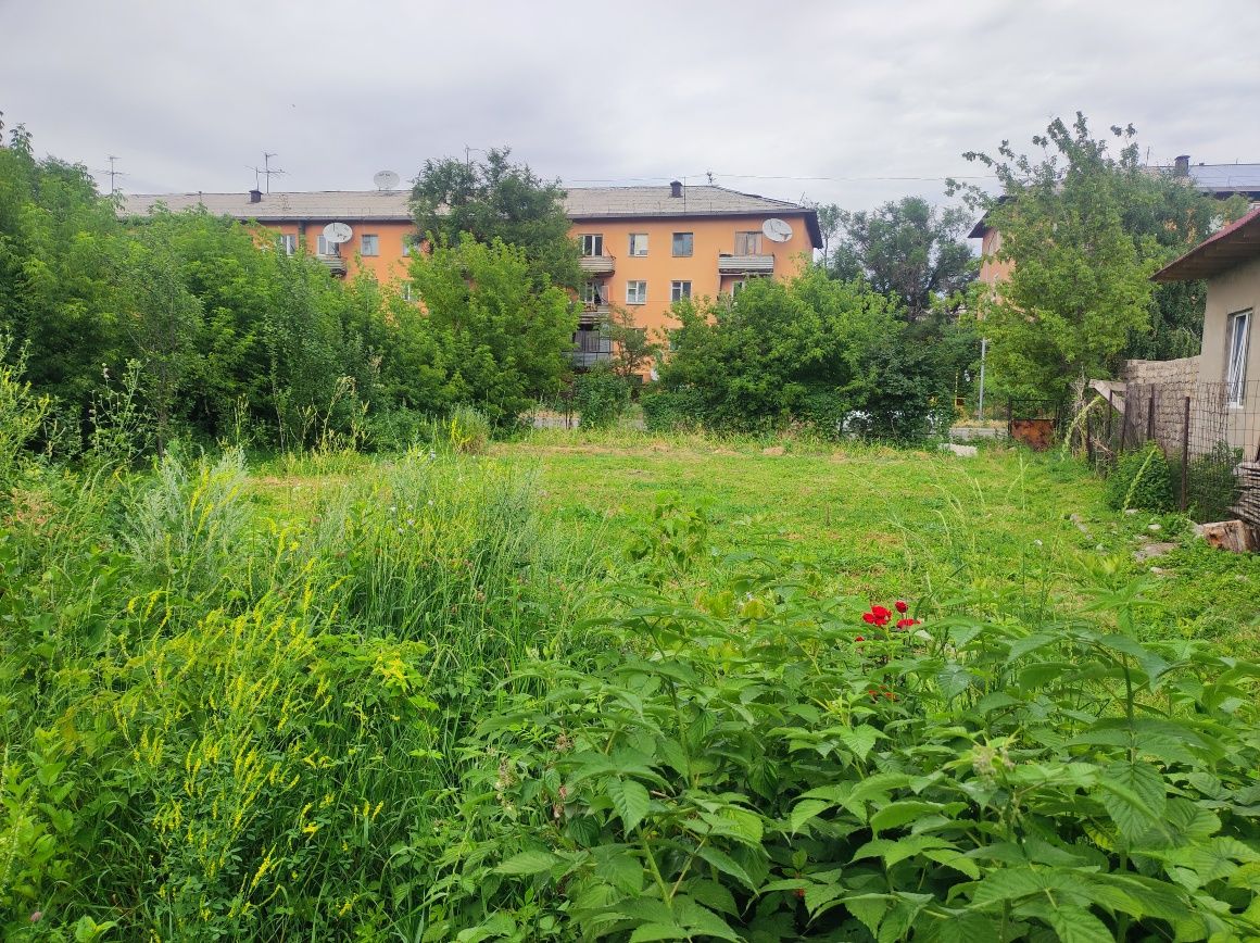 Продается дом по центральной улице