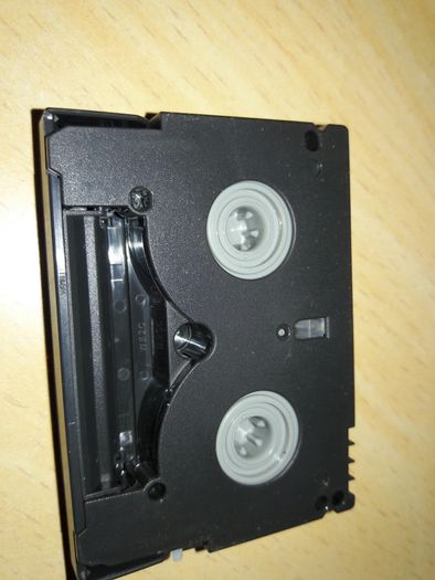 Видео     кассеты