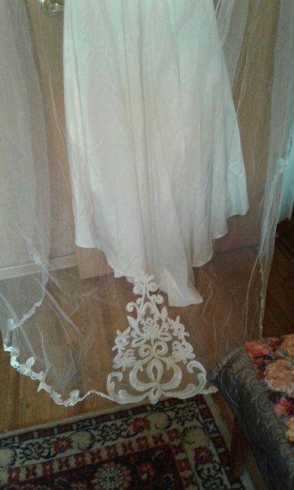 продается свадебное платье б\у