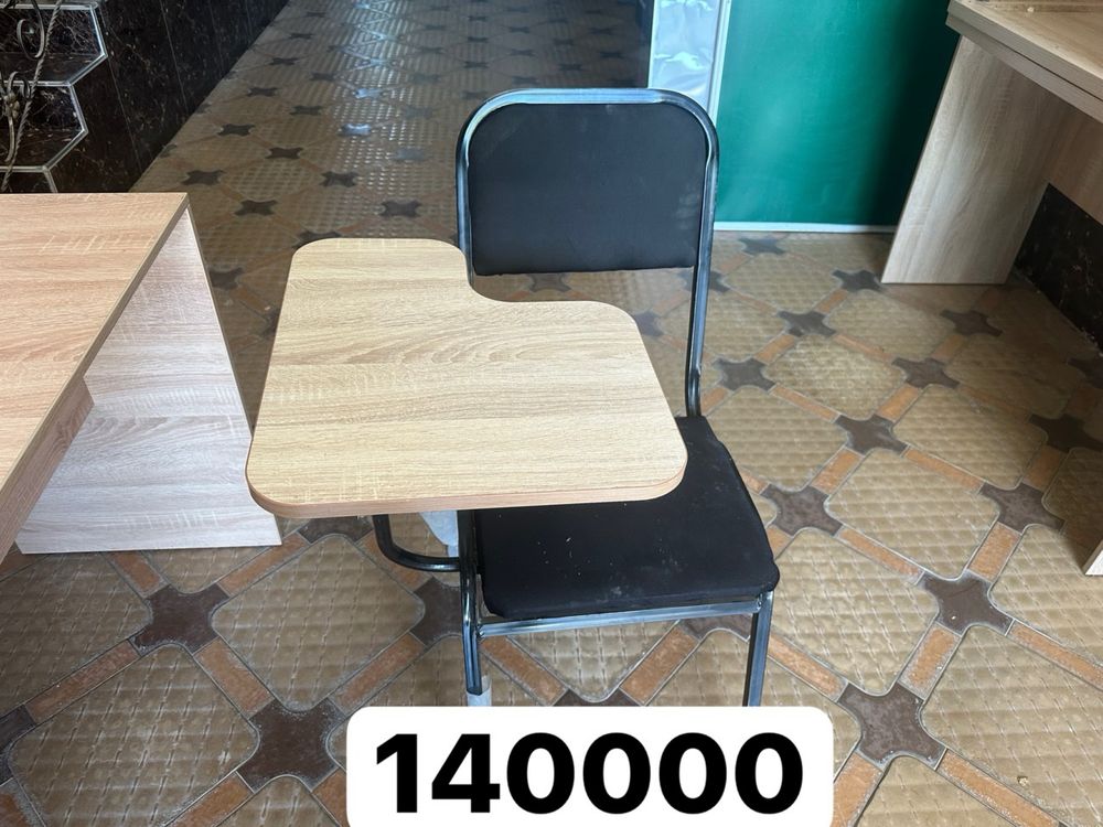 Стул ва парталар сотилади.