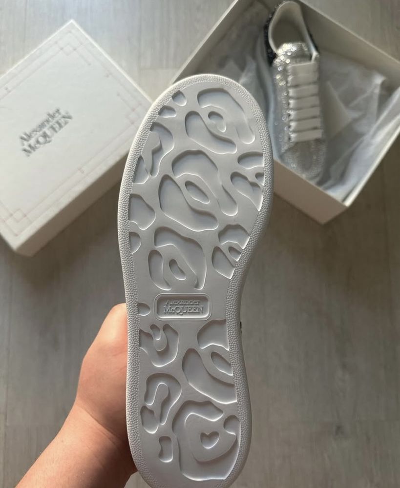 Alexander Mcqueen Sneakers Pietre
