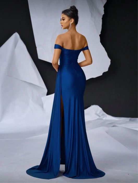 Нова елегантна рокля