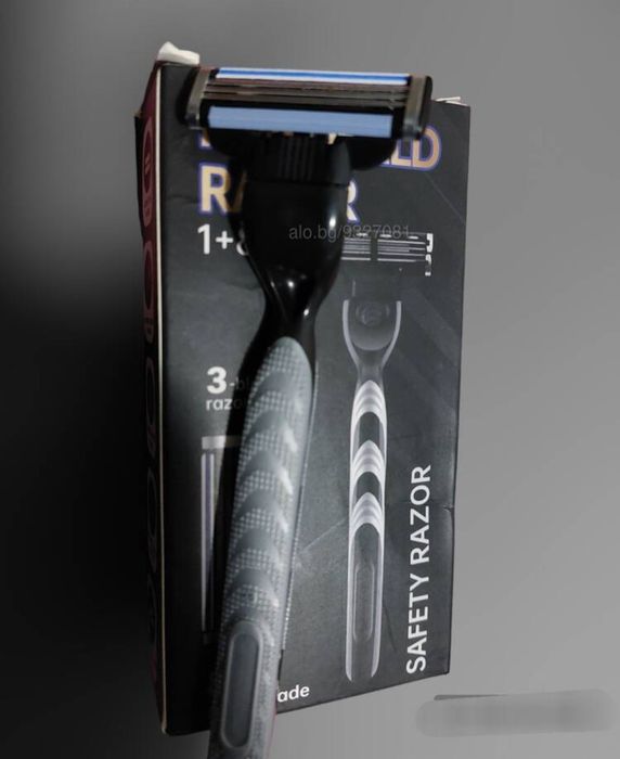 Самобръсначка за бръснене със 3 остриета и Mach 3 бръсначка