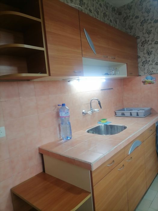 Дава се под наем Двустаен апартамент в Плевен, Дружба 4 - 70 кв.м за 204 € - Снимка #1