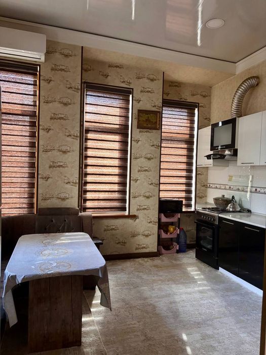 Район: Тошкент тумани
Кўча: Киров Олмазор
Мўлжал: Замона рестаран Ропа