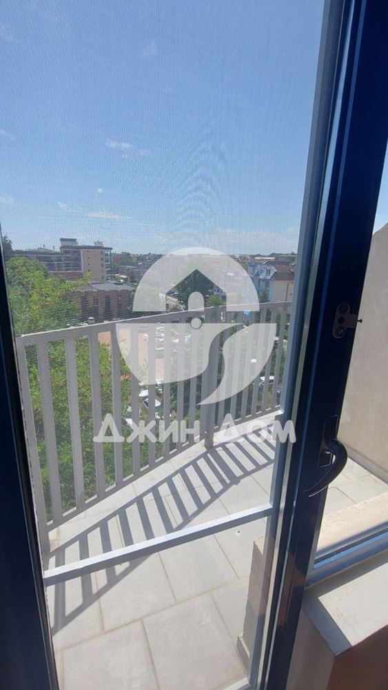 Продава се Тристаен апартамент в к.к. Слънчев бряг - 99 кв.м за 884 €/кв.м - Снимка #6