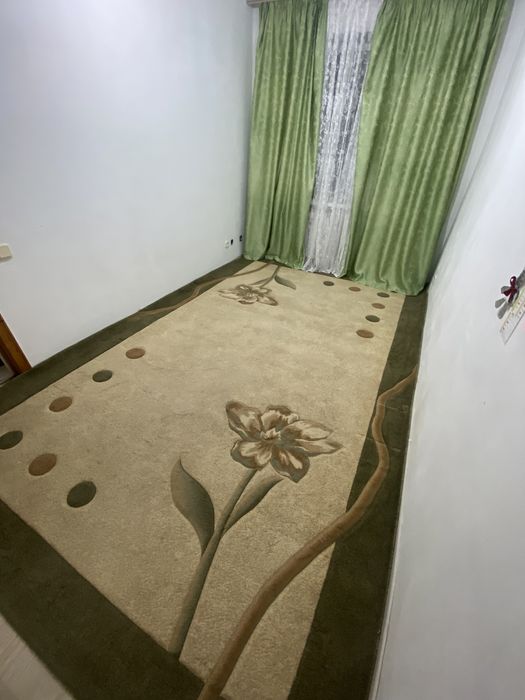 Продам ковер теплый в отличном состоянии чистый