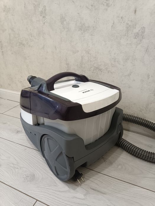 Пылесос BOSCH.  В отличном состоянии!